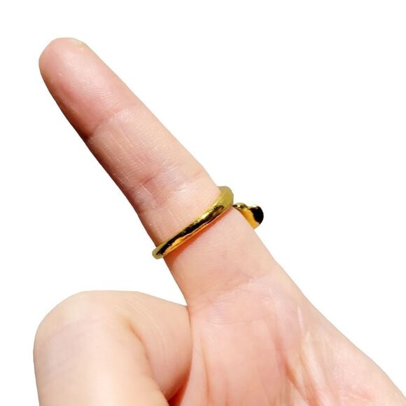 Brand New Gold Skulls Heads Ring Adjustable Size - Picture 3 of 7